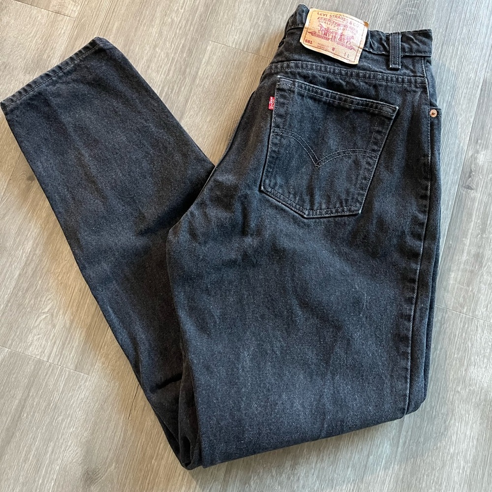 Levi's Women's Black High-Rise Straight Jeans